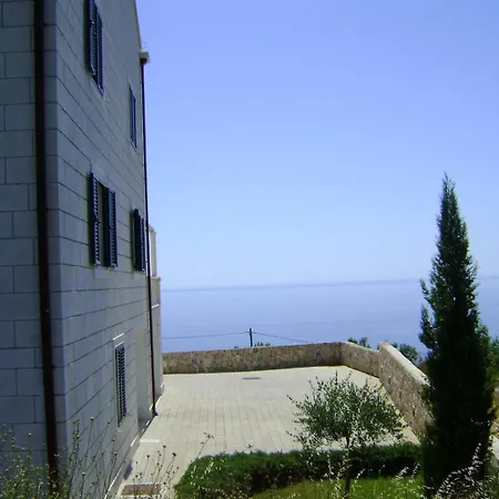 Stone With Beautiful Private Pool Cavtat